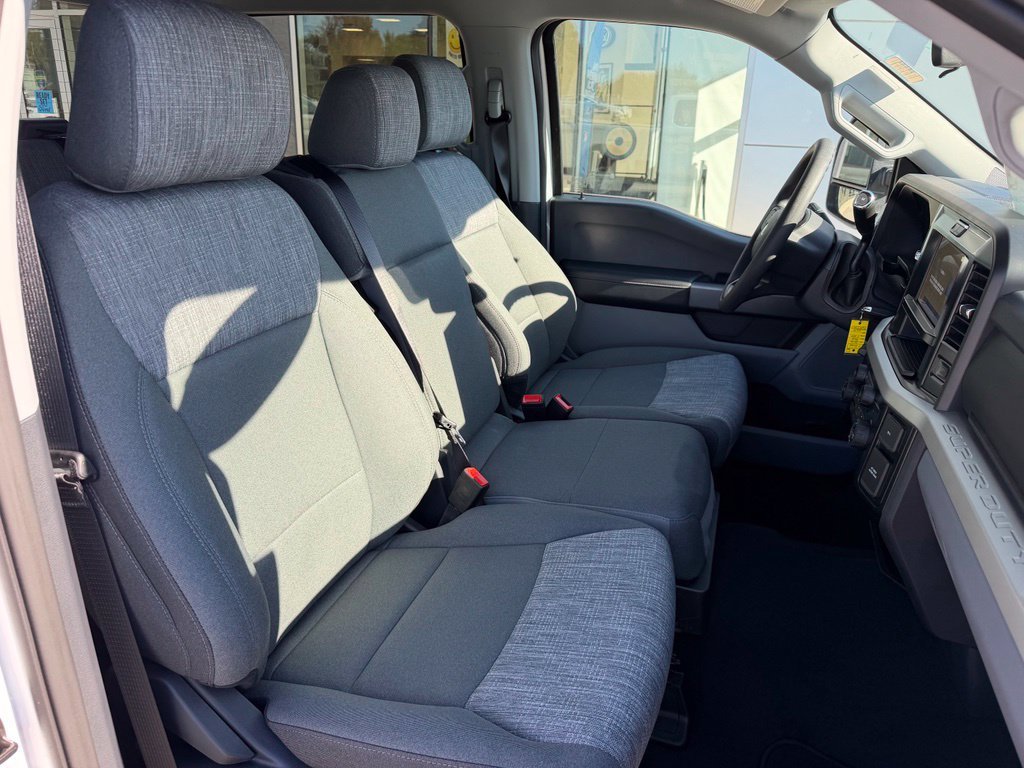 New 2026 Oxford White Ford F-250® XLT image 23