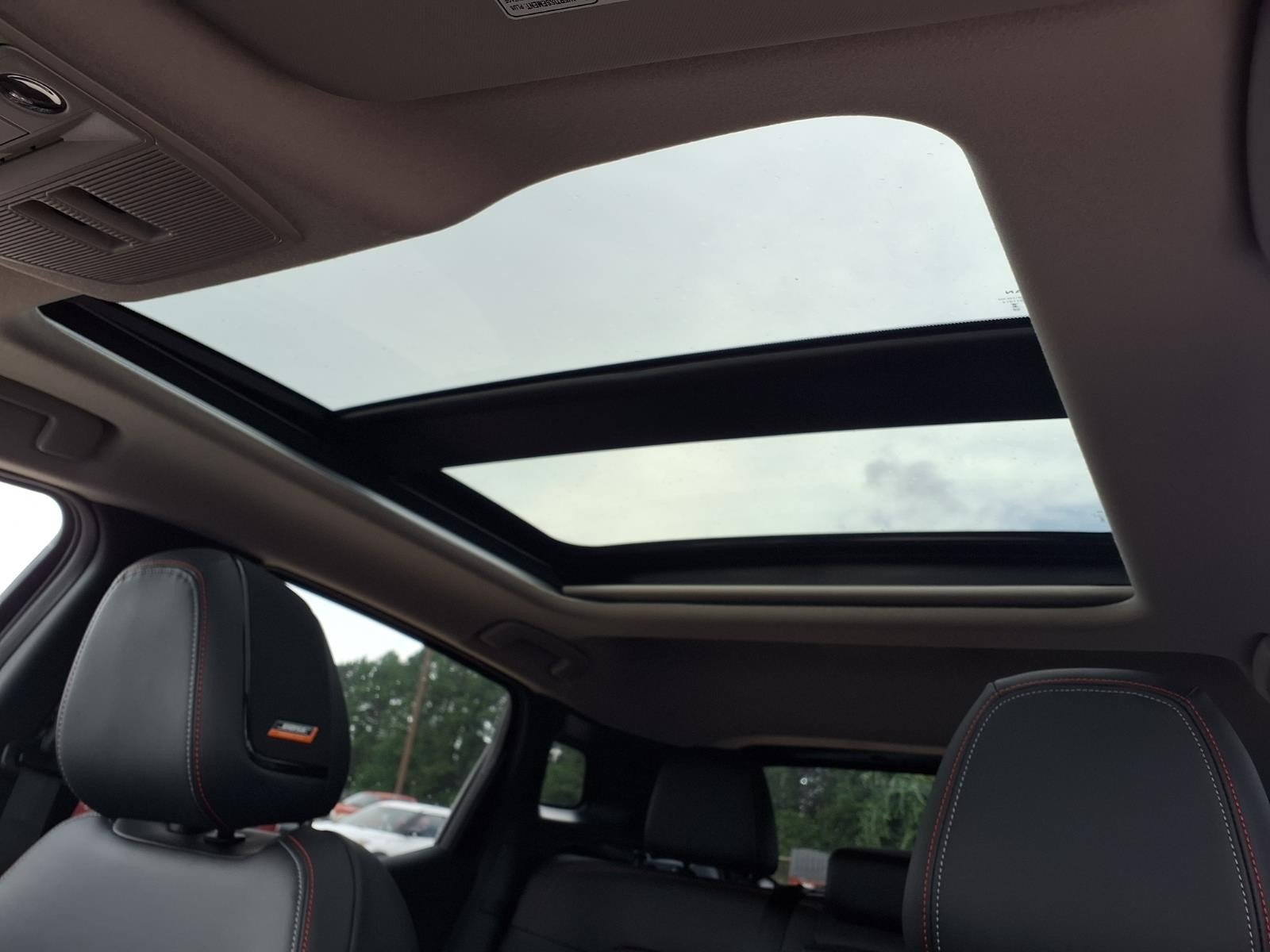 2026 Nissan Kicks SR Black at Robbins Nissan