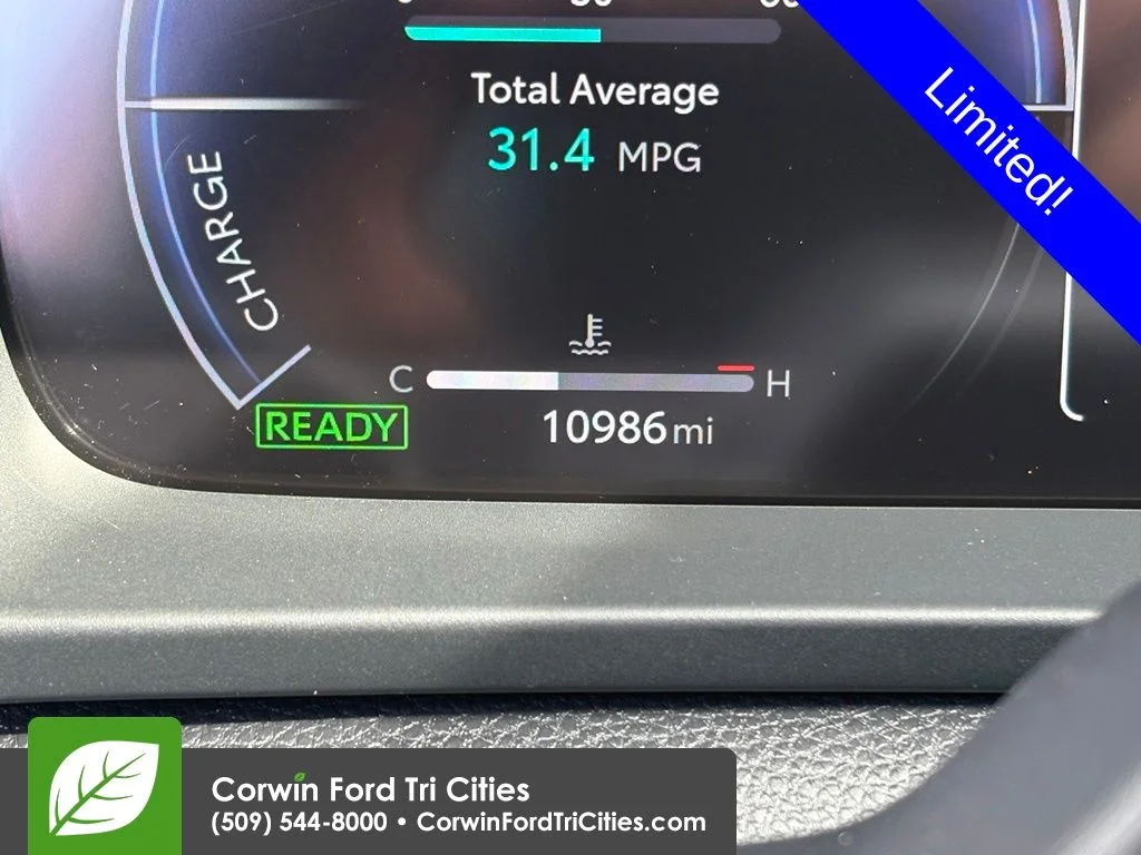 Used 2025 Red Toyota Limited image 11