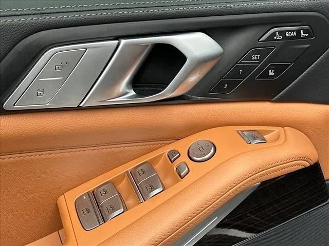 2021 BMW X7 40i - Photo 23