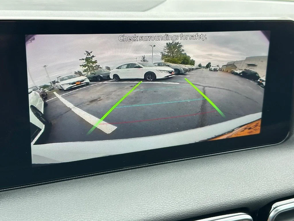 New 2027 Aspen White TriCoat / Super Black Two-tone Nissan SR image 11