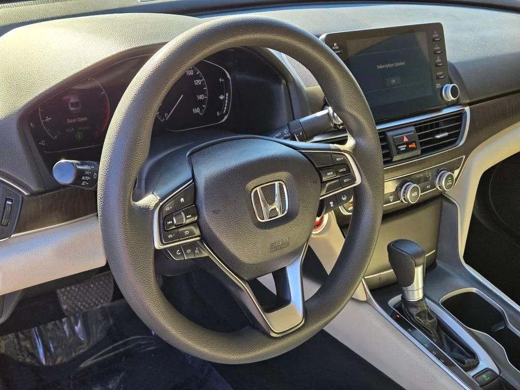 Used 2018 Red Honda EX 1.5T image 18