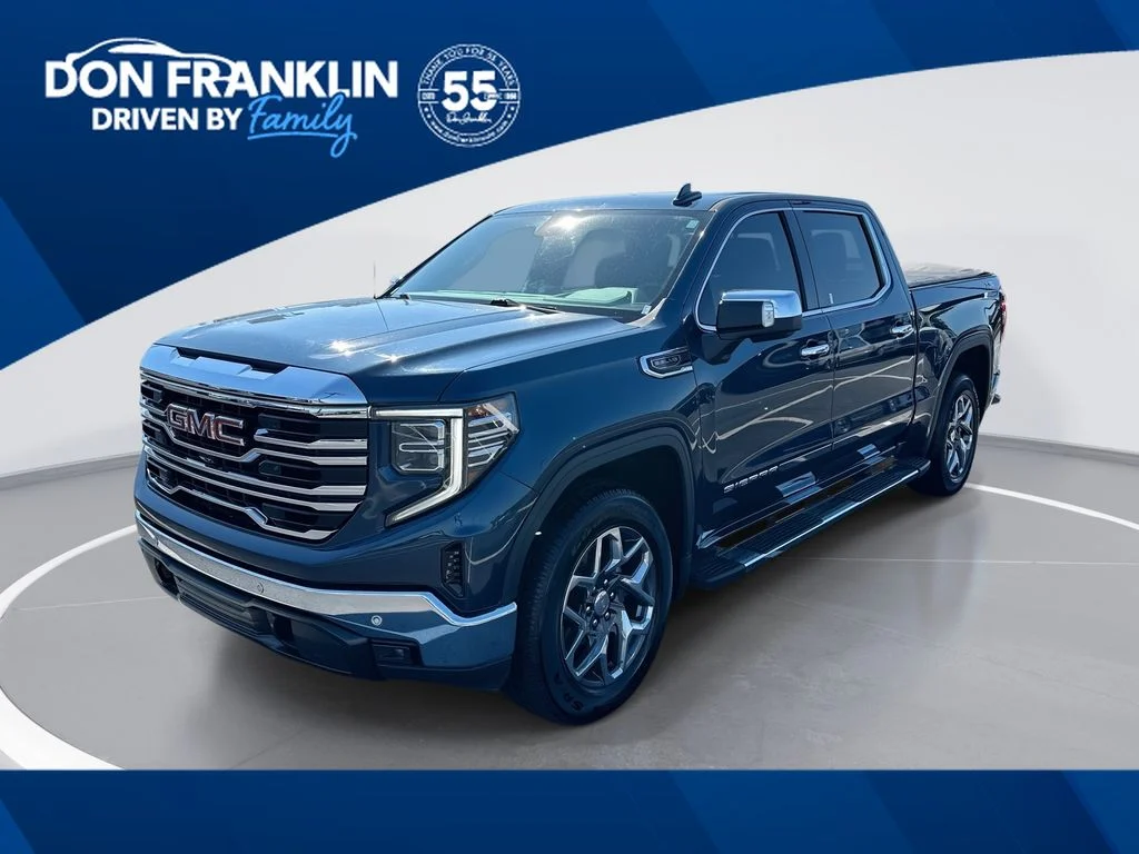 Used 2022 Blue GMC SLT image 1