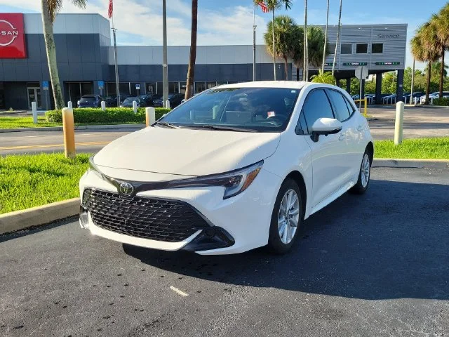 Used 2025 White Toyota SE image 29