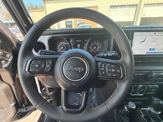 Used 2024 Black Jeep Sport S image 25