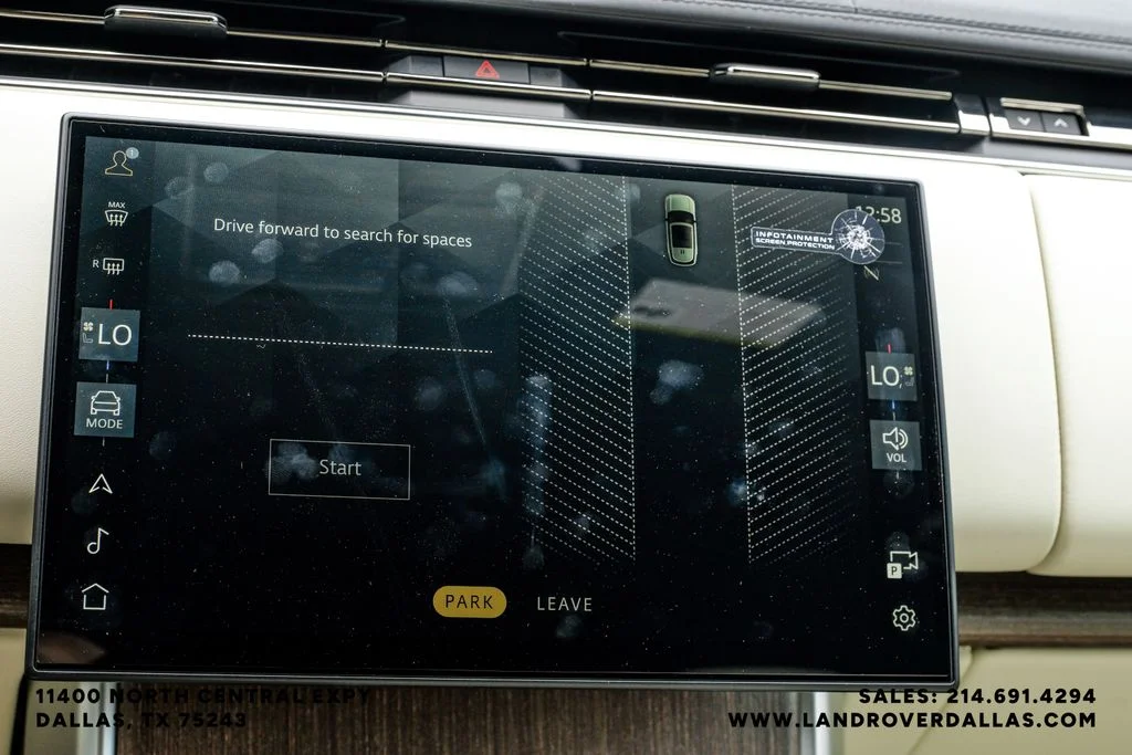 New 2026 Fuji White Land Rover SE image 36