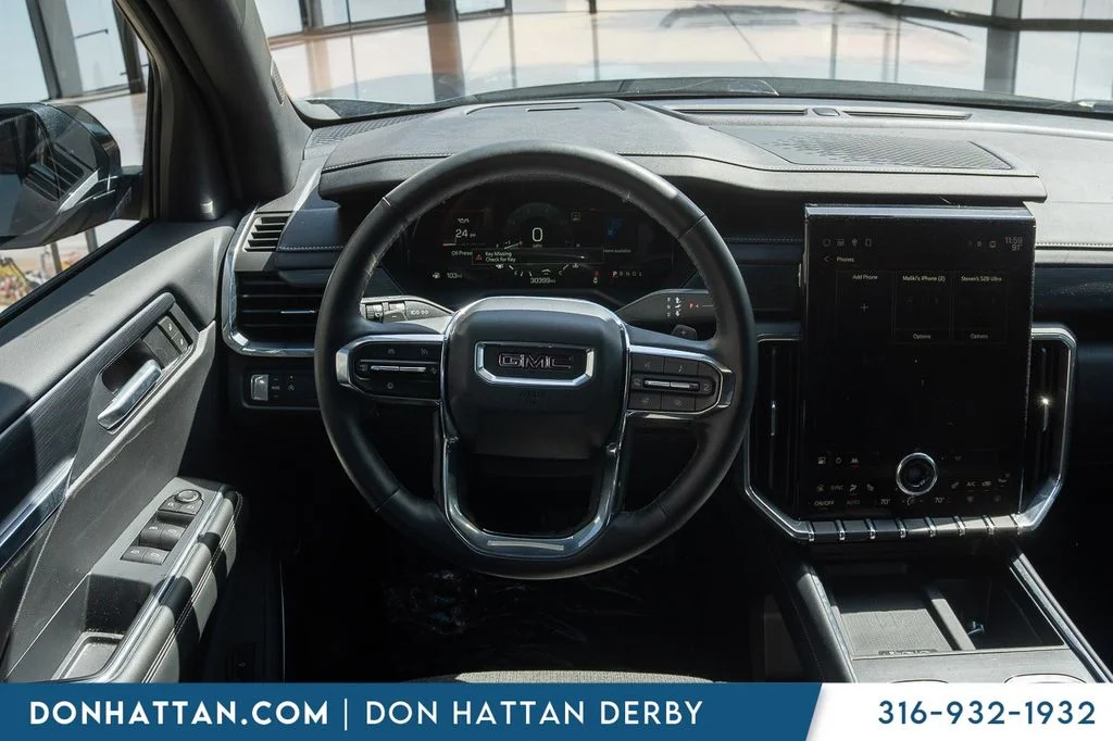 Used 2025 Silver GMC Elevation image 5