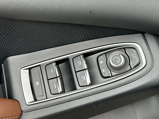 New 2026 SAPPHIRE BLUE PEARL Subaru Touring 7-Passenger image 13