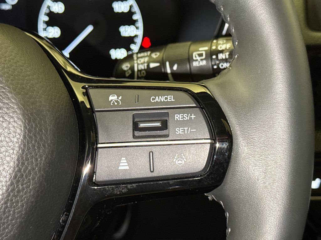 Used 2024 Meteorite Gray Metallic Honda EX-L image 66