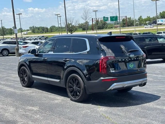 Used 2020 Black Kia S image 3