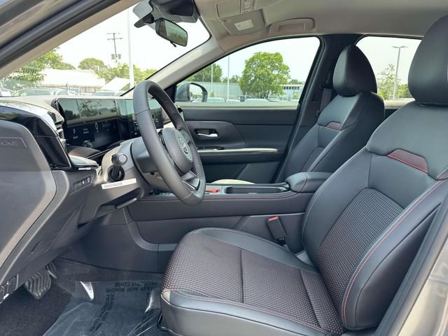 2025 Nissan Kicks SR - Photo 16