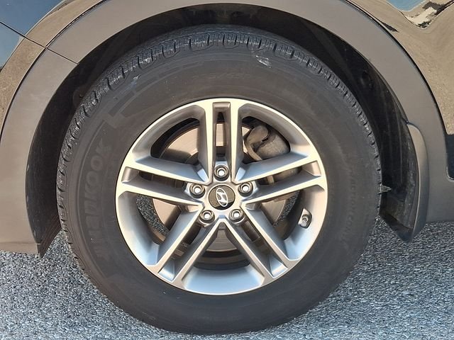 Used 2017 Black Hyundai 2.4 Base image 28