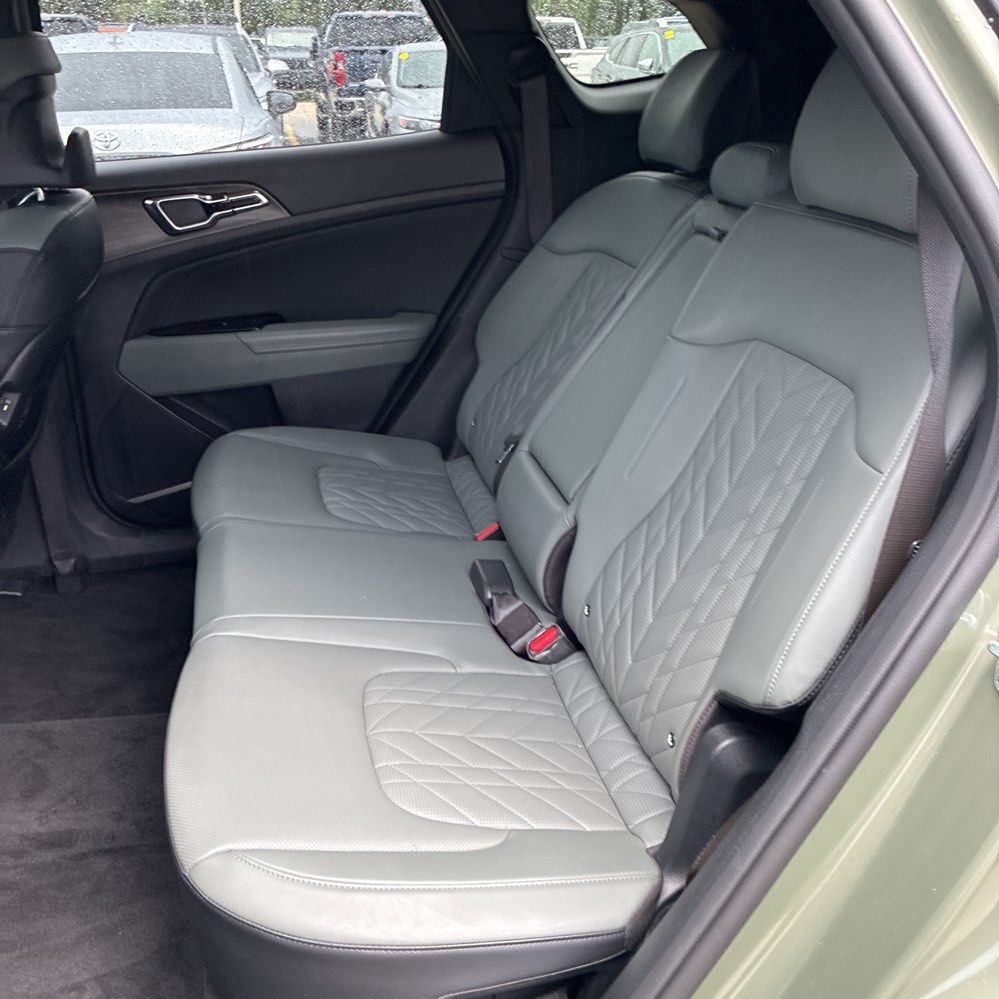 Used 2023 Green Kia X-Line image 14