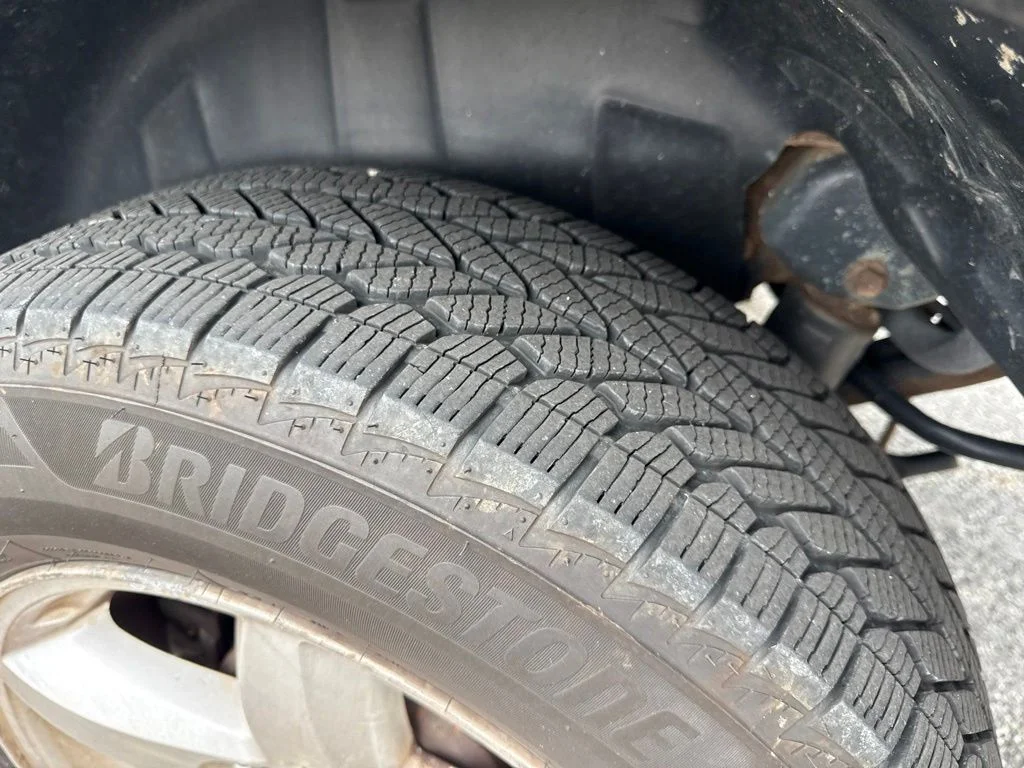 Used 2011 Green Jeep Limited image 7
