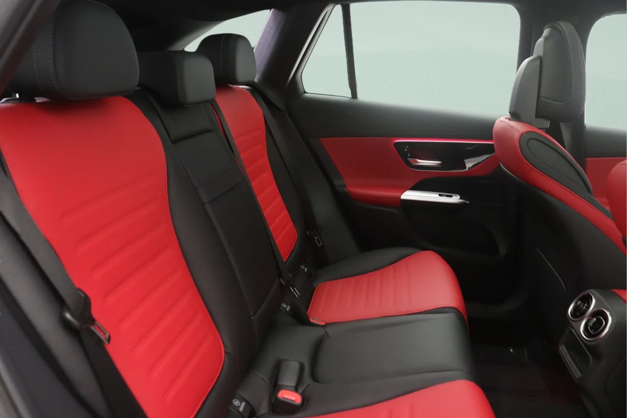 New 2026 MANUFAKTUR Alpine Grey Mercedes-Benz 43 AMG® 4MATIC® image 8
