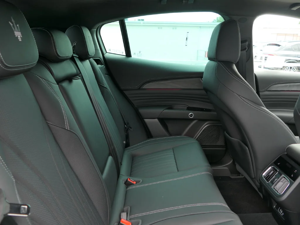 2026 Maserati Grecale Modena V6 - Photo 22