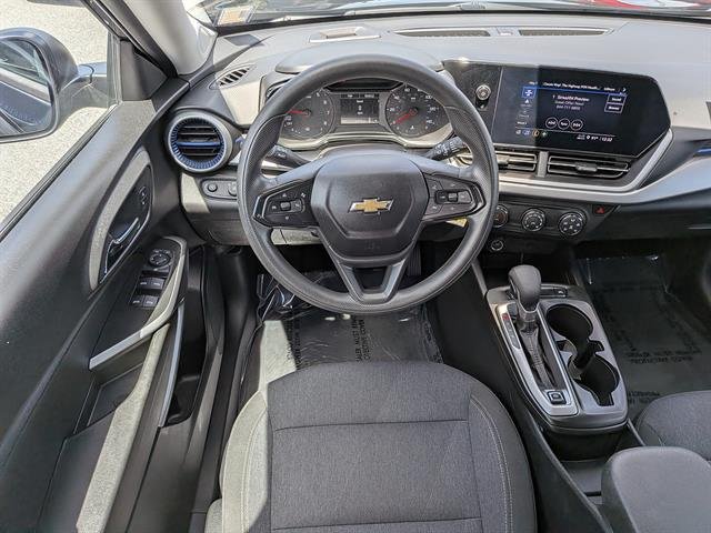 2024 Chevrolet Trax LS - Photo 15