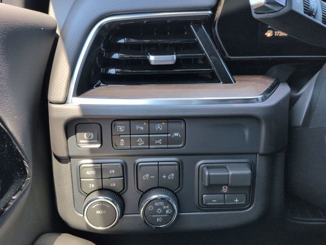 New 2026 Polar White Tricoat Chevrolet High Country image 20