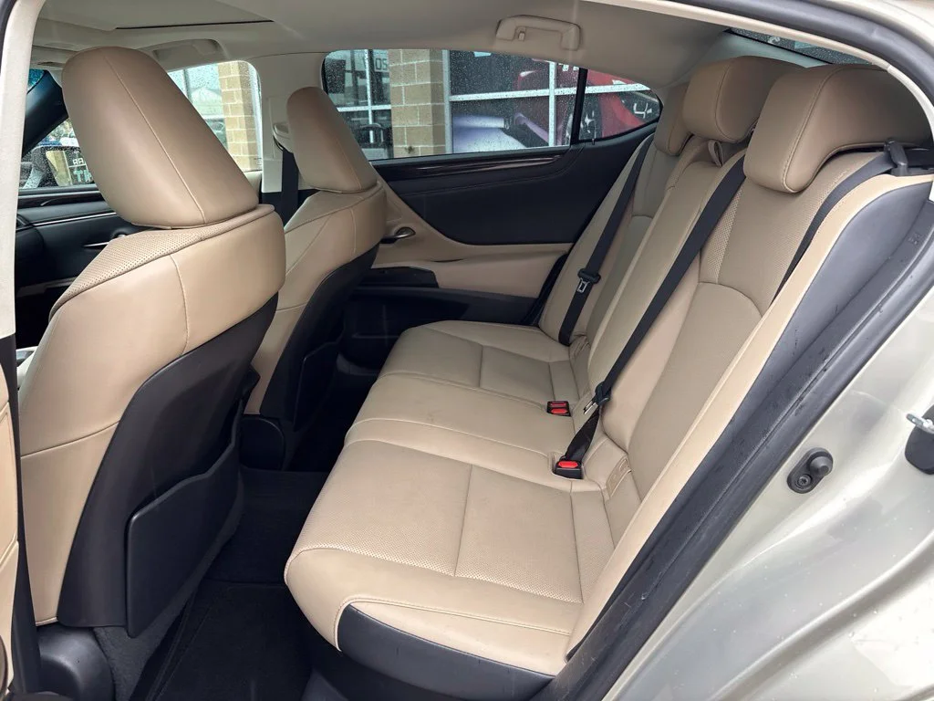 Used 2021 Beige Lexus 300h image 13
