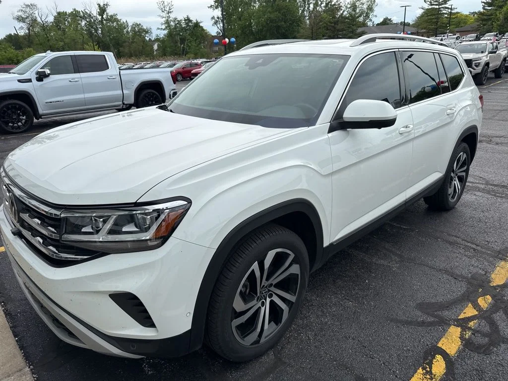 2021 Volkswagen Atlas 2.0T SEL Premium 4MOTION's photo
