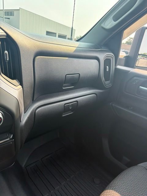 Used 2020 Blue GMC Base image 28