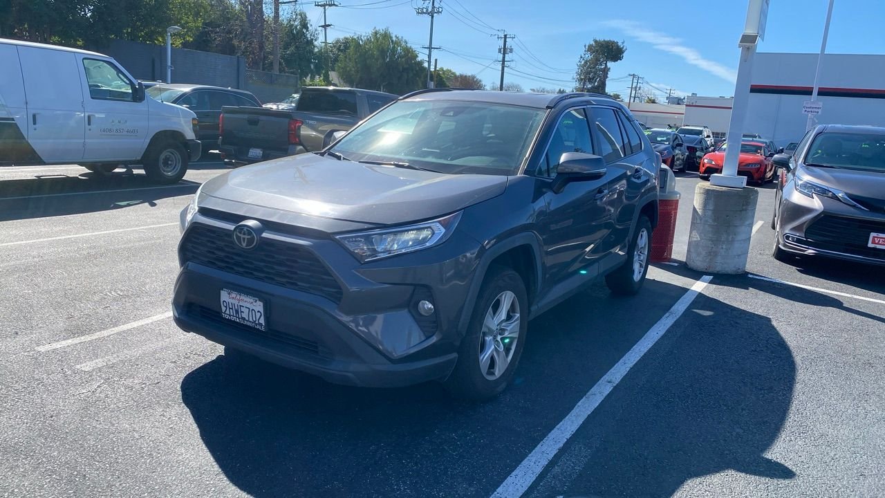 2021 Toyota RAV4 XLE