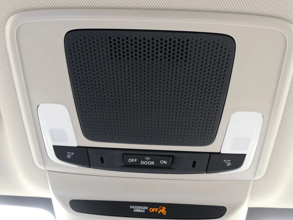 New 2027 Platinum White Pearl Honda LX image 27