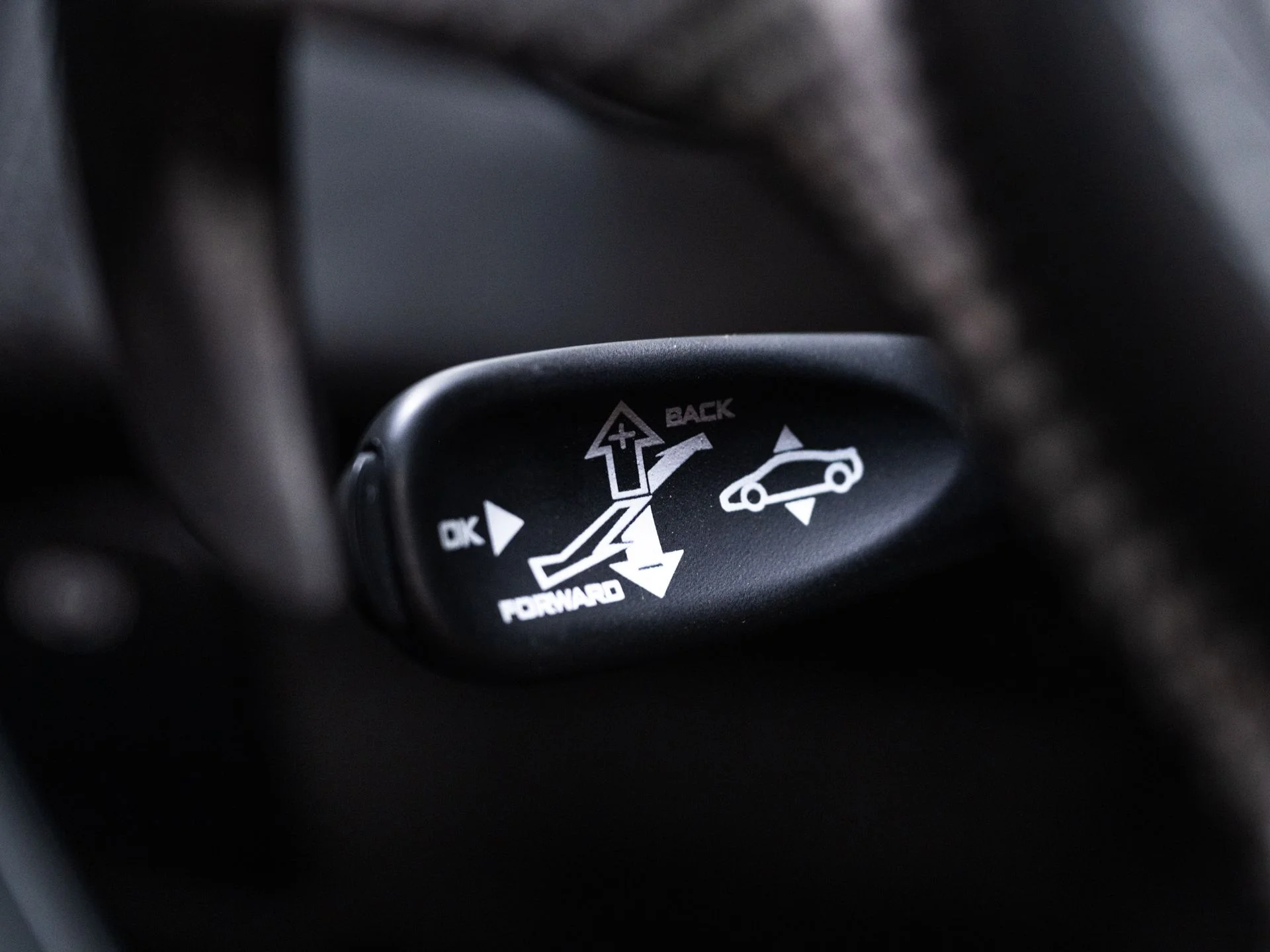 Used 2020 Burton Blue McLaren Spider image 30