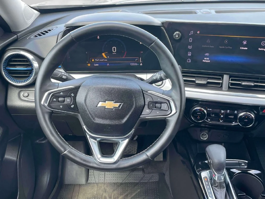 Used 2024 Gray Chevrolet LT image 13