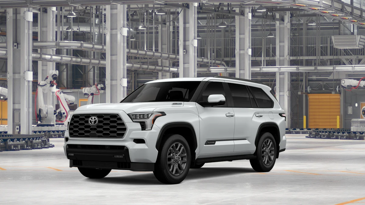 New 2026 Wind Chill Pearl Toyota Platinum image 13