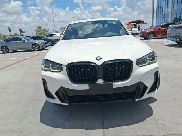 Used 2023 White BMW xDrive30i image 2
