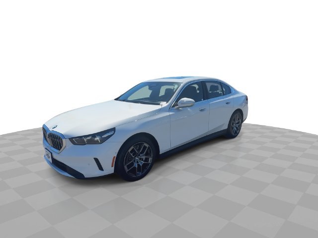 Used 2026 White BMW 530i image 4