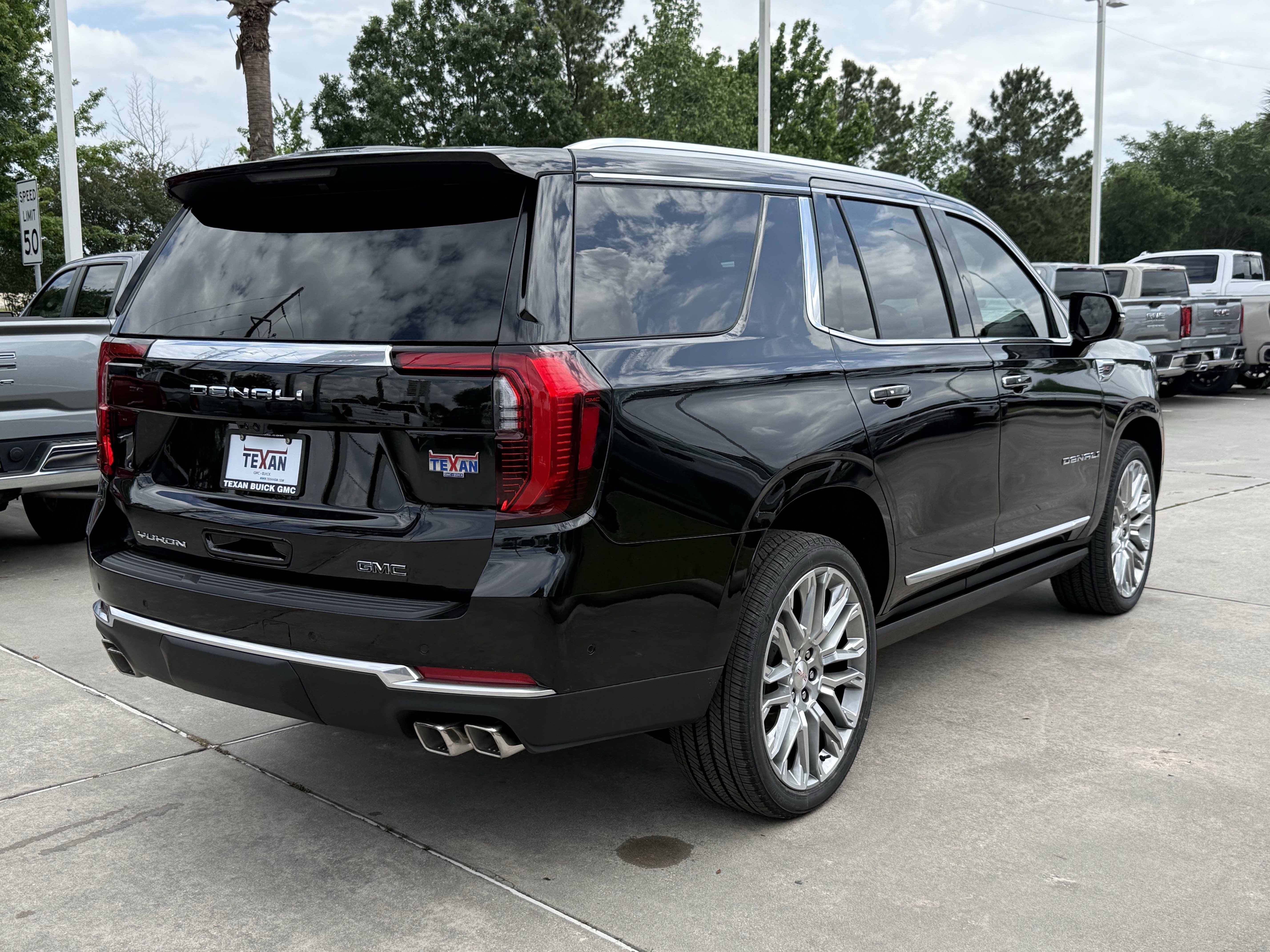 New 2026 Onyx Black GMC Denali image 4