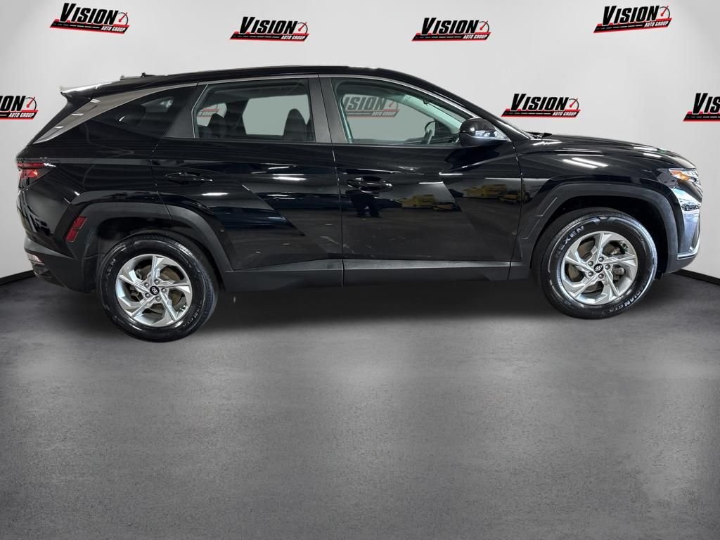 Used 2024 Black Hyundai SE image 6