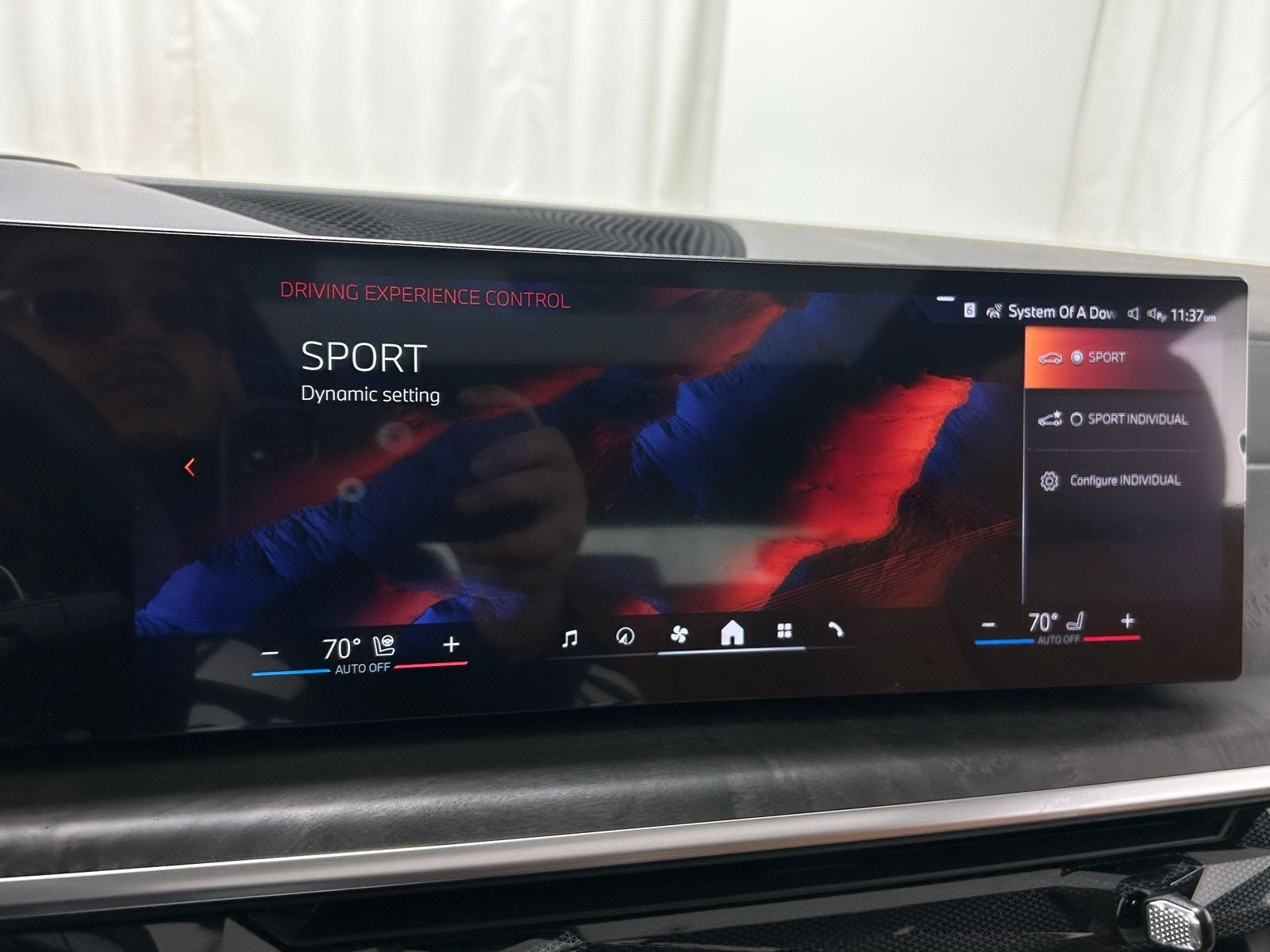 New 2026 Carbon Black Metallic BMW xDrive50e image 24