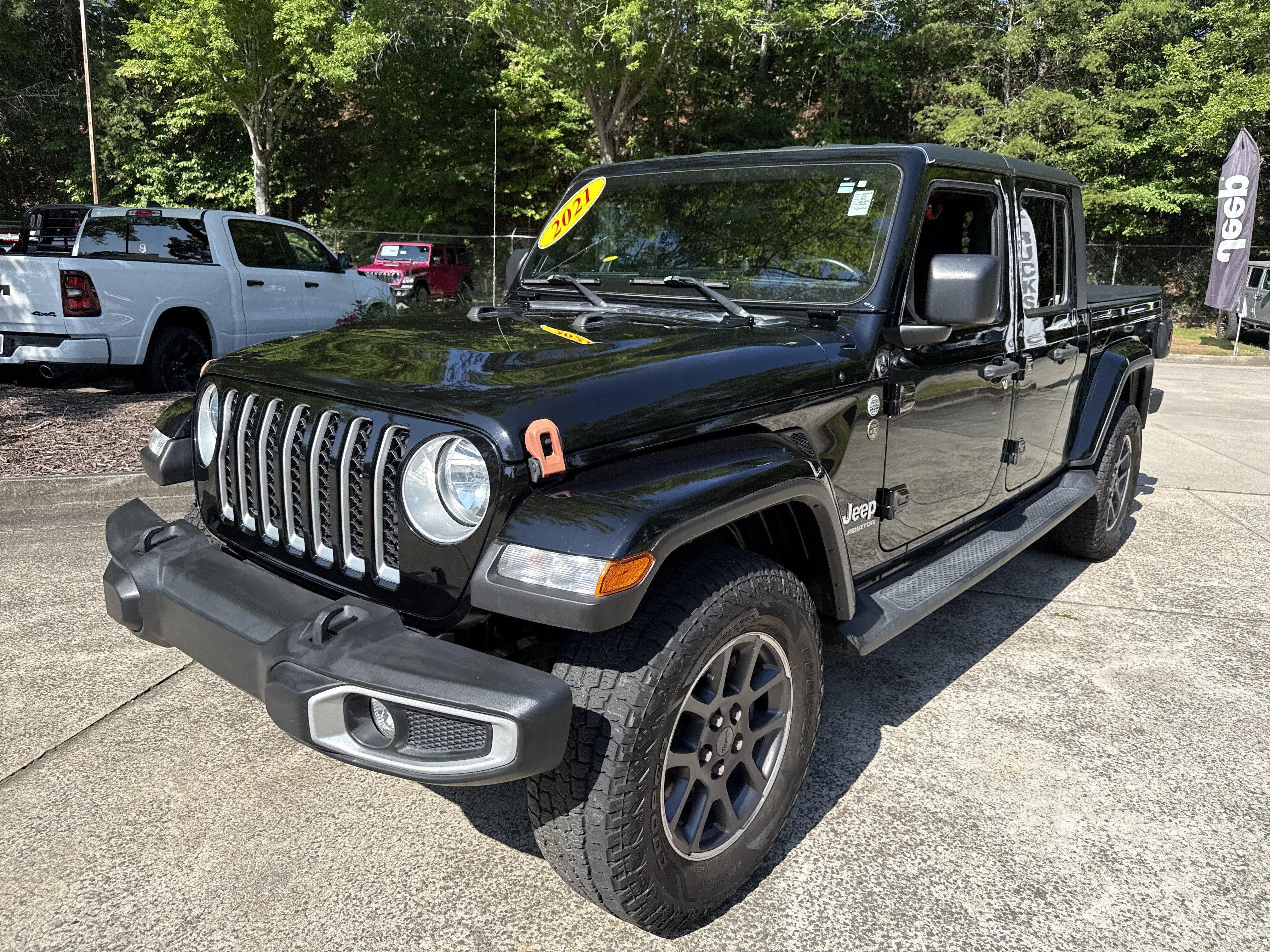 Used 2021 Black Clearcoat Jeep Overland image 3