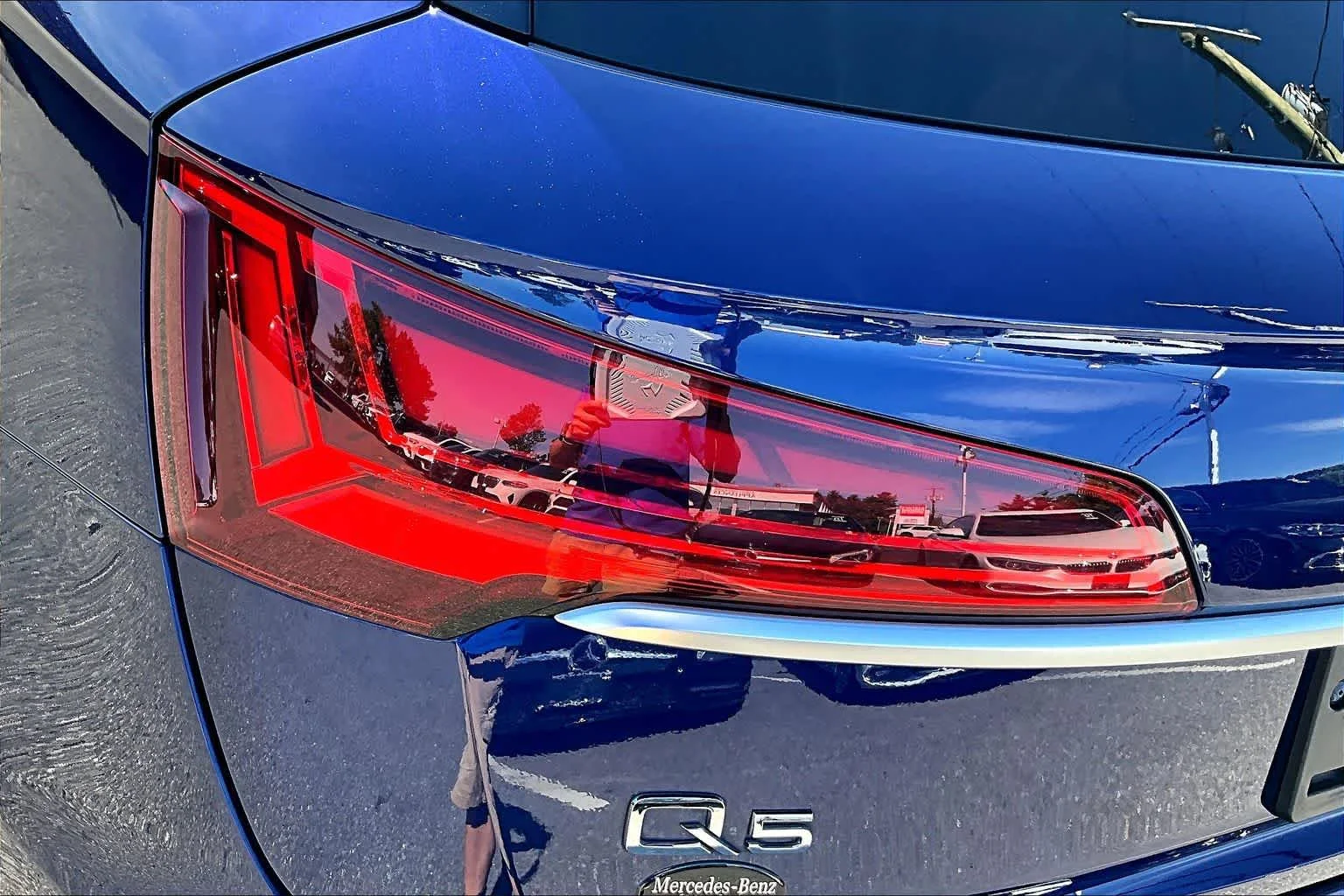 Used 2021 Navarra Blue Metallic Audi Premium Plus image 27