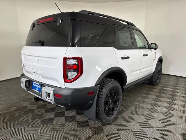 New 2026 Oxford White Ford Badlands image 3