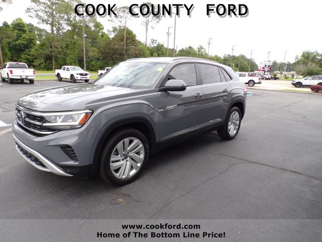 Used 2021 Pure Gray Volkswagen 2.0T SE w/Technology image 12