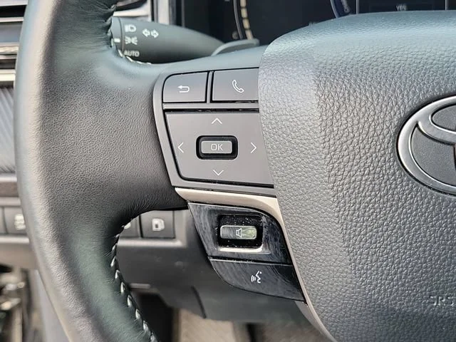 2025 Toyota Camry LE - Photo 25