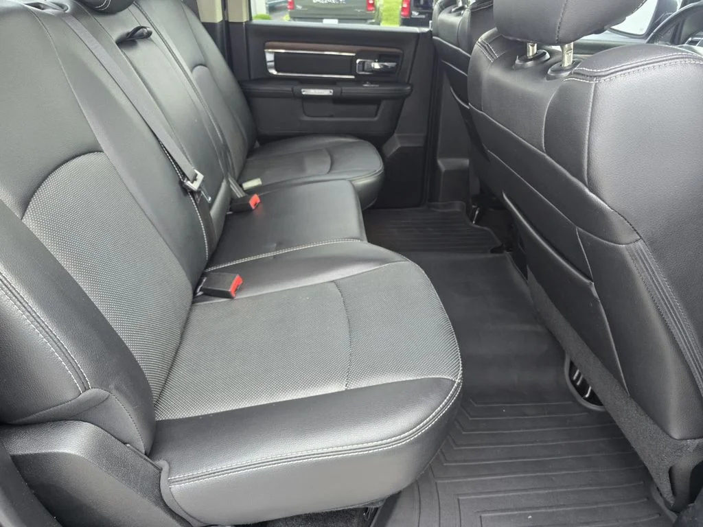 Used 2017 Blue Streak Pearlcoat Ram Laramie image 20
