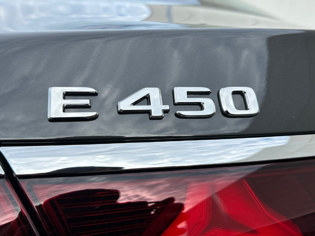 New 2026 Graphite Grey Metallic Mercedes-Benz E 450 image 31