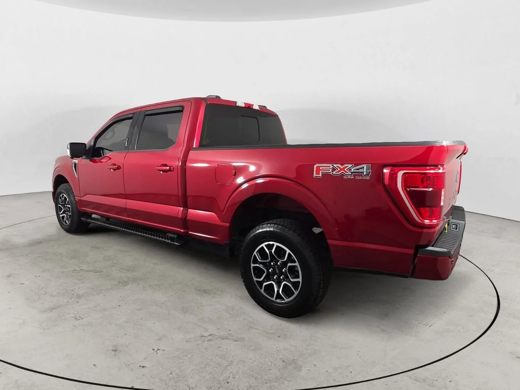Used 2021 Red Ford XLT image 3