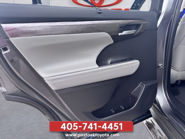 Used 2024 Gray Toyota Platinum image 34