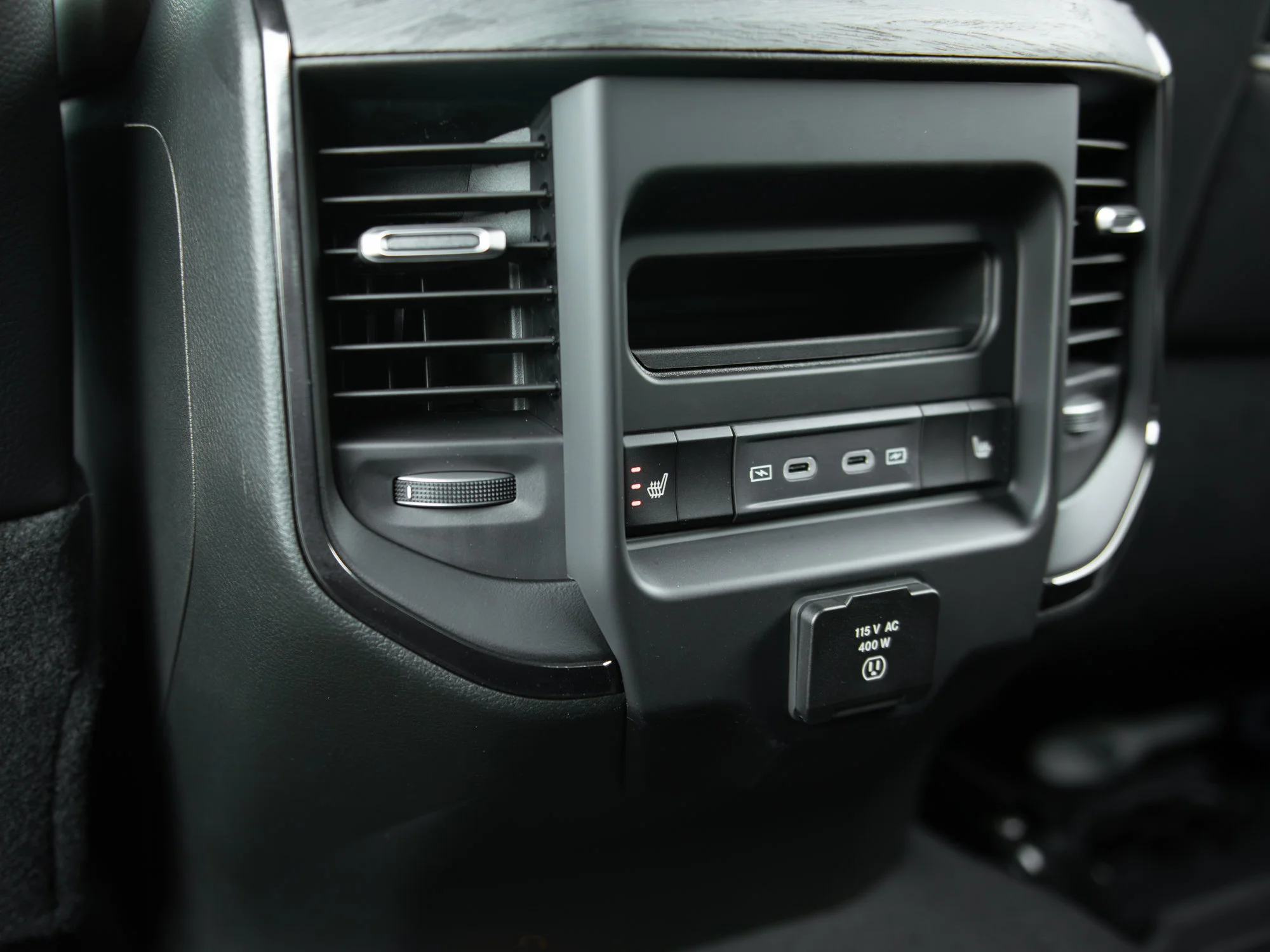New 2027 White RAM Limited Night* Mega Cab 4x4, Sunroof, Passenger Screen, Ultra Premium Leather Seats image 31