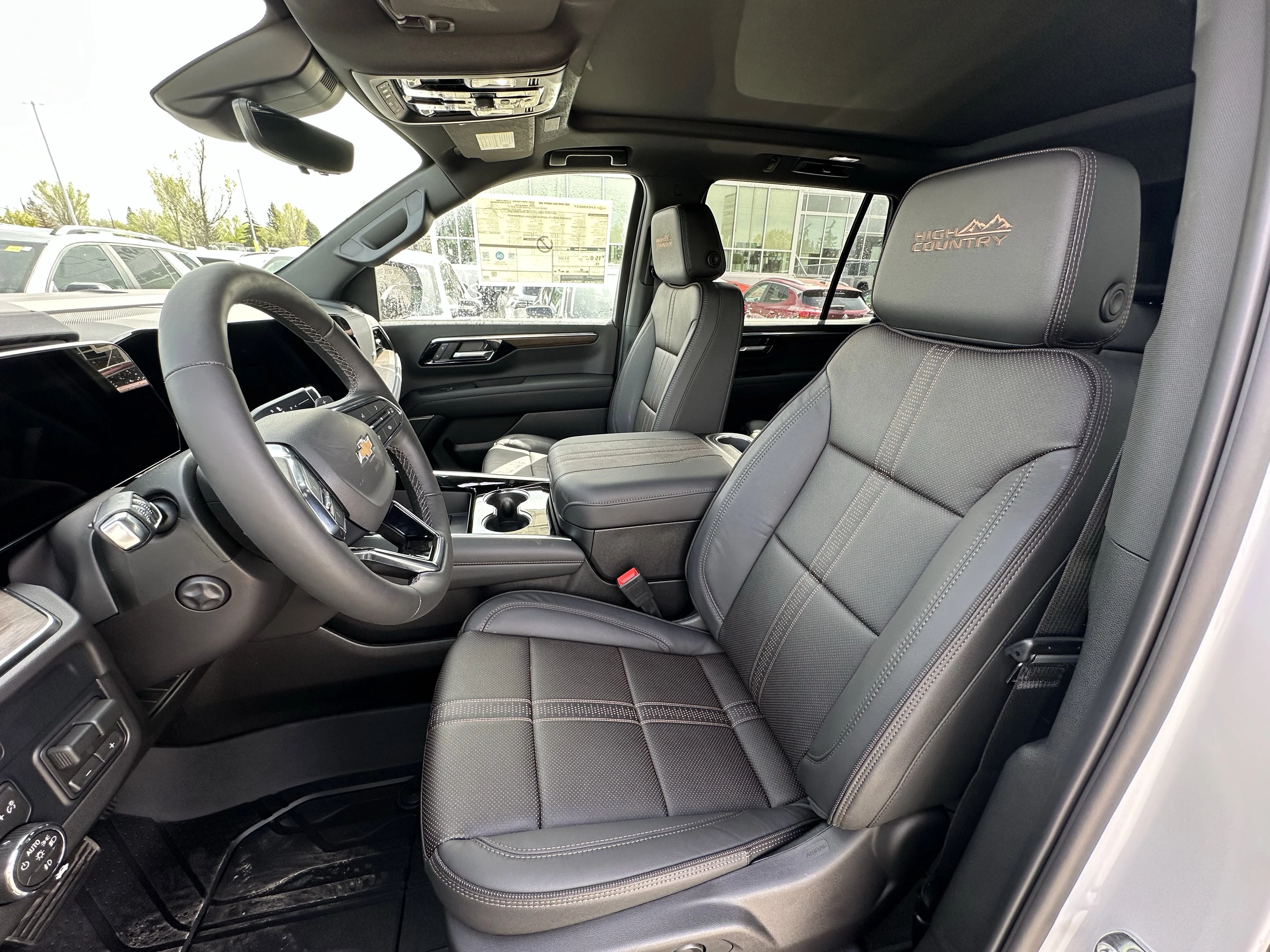 New 2026 Polar White Tricoat Chevrolet High Country image 10