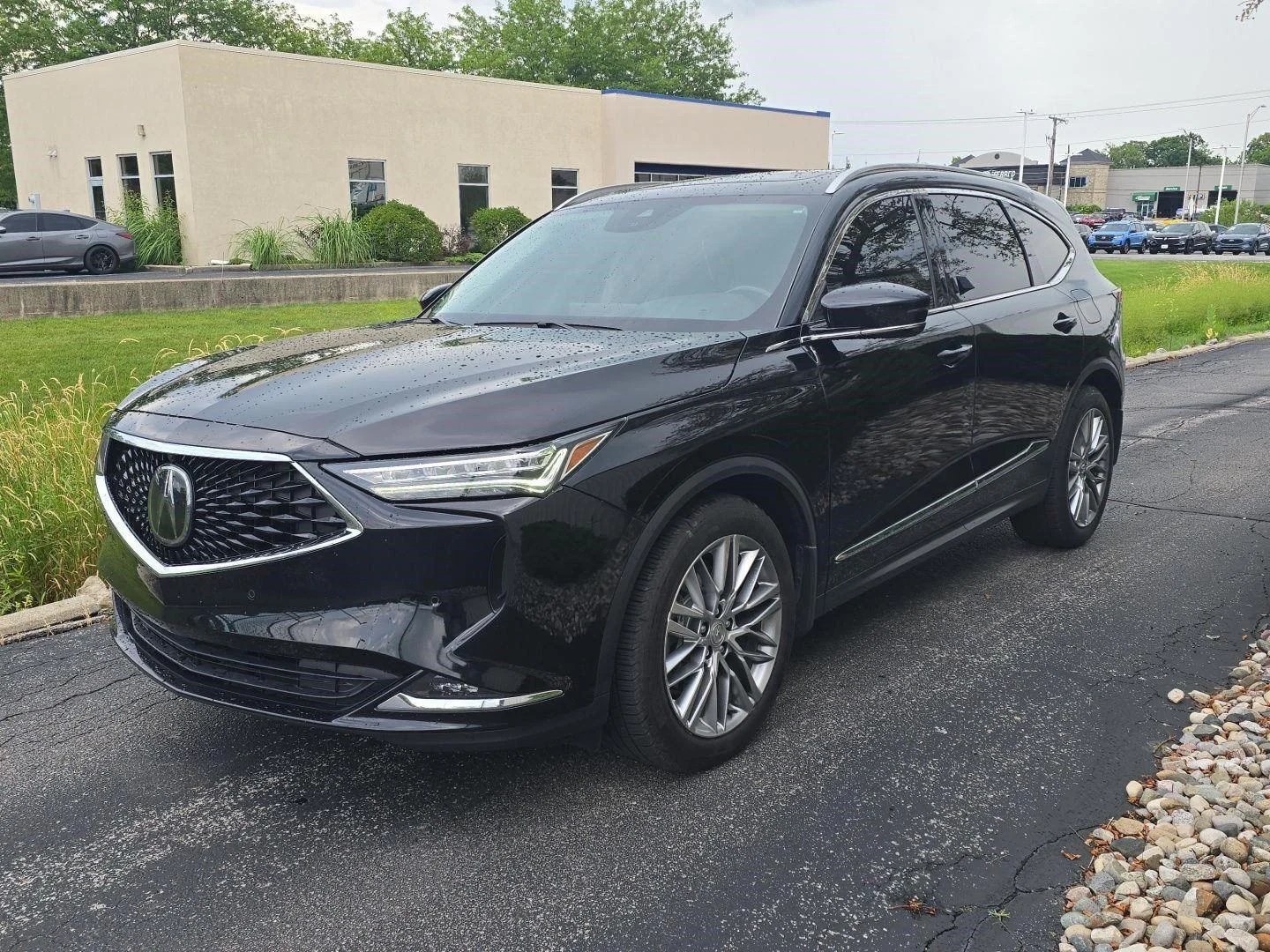 Used 2023 Majestic Black Pearl Acura SH-AWD w/Advance image 3