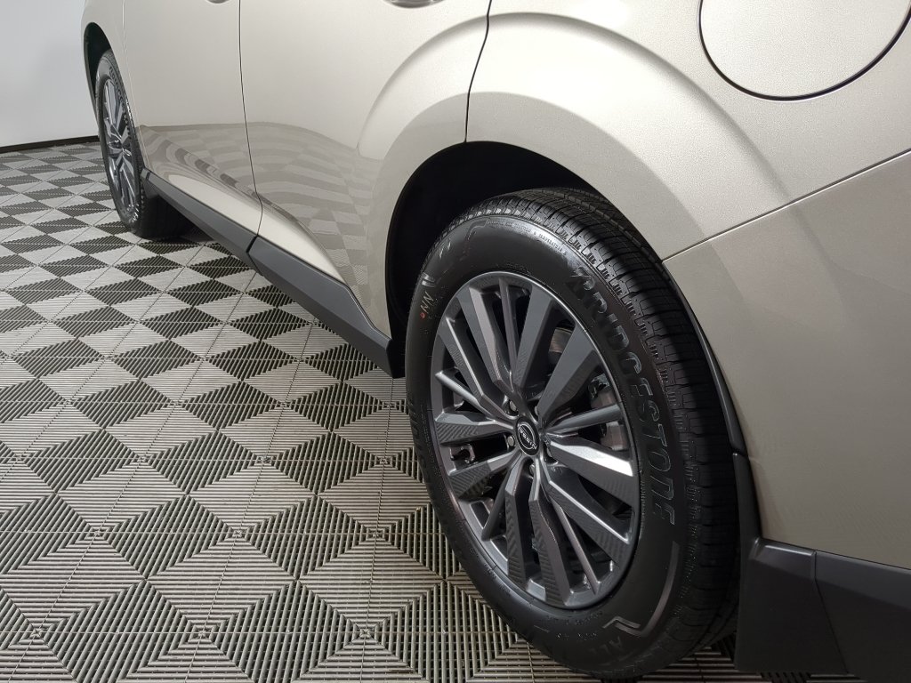 New 2026 Champagne Silver Metallic Nissan SL image 6