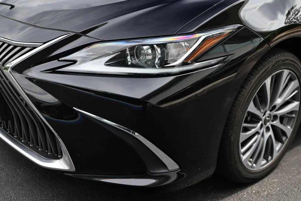 Used 2021 Obsidian Lexus 350 image 12