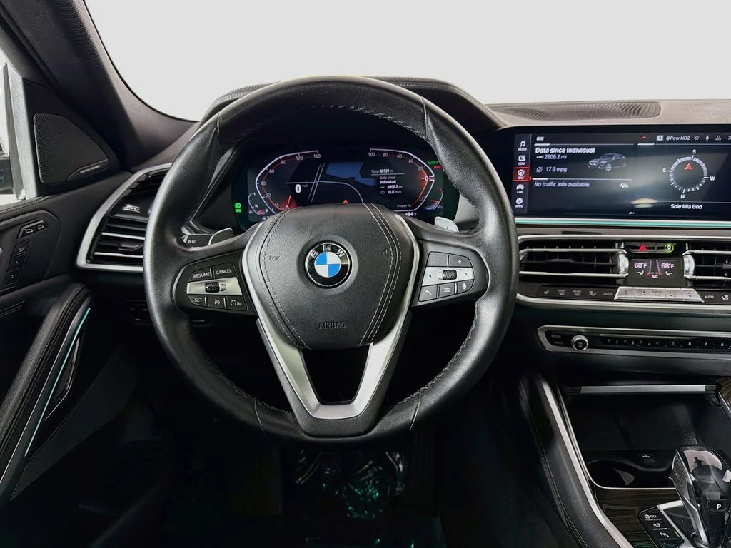 Used 2021 Black BMW sDrive40i image 24